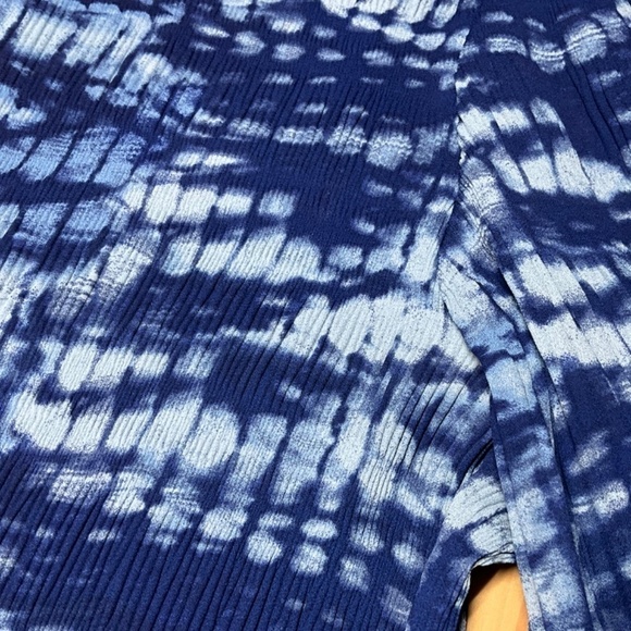 CHLOE + RENE Easy Care Poly Pleated Tie Dye Tunic Blouse Bell Sleeves US Sz XL - Picture 10 of 11